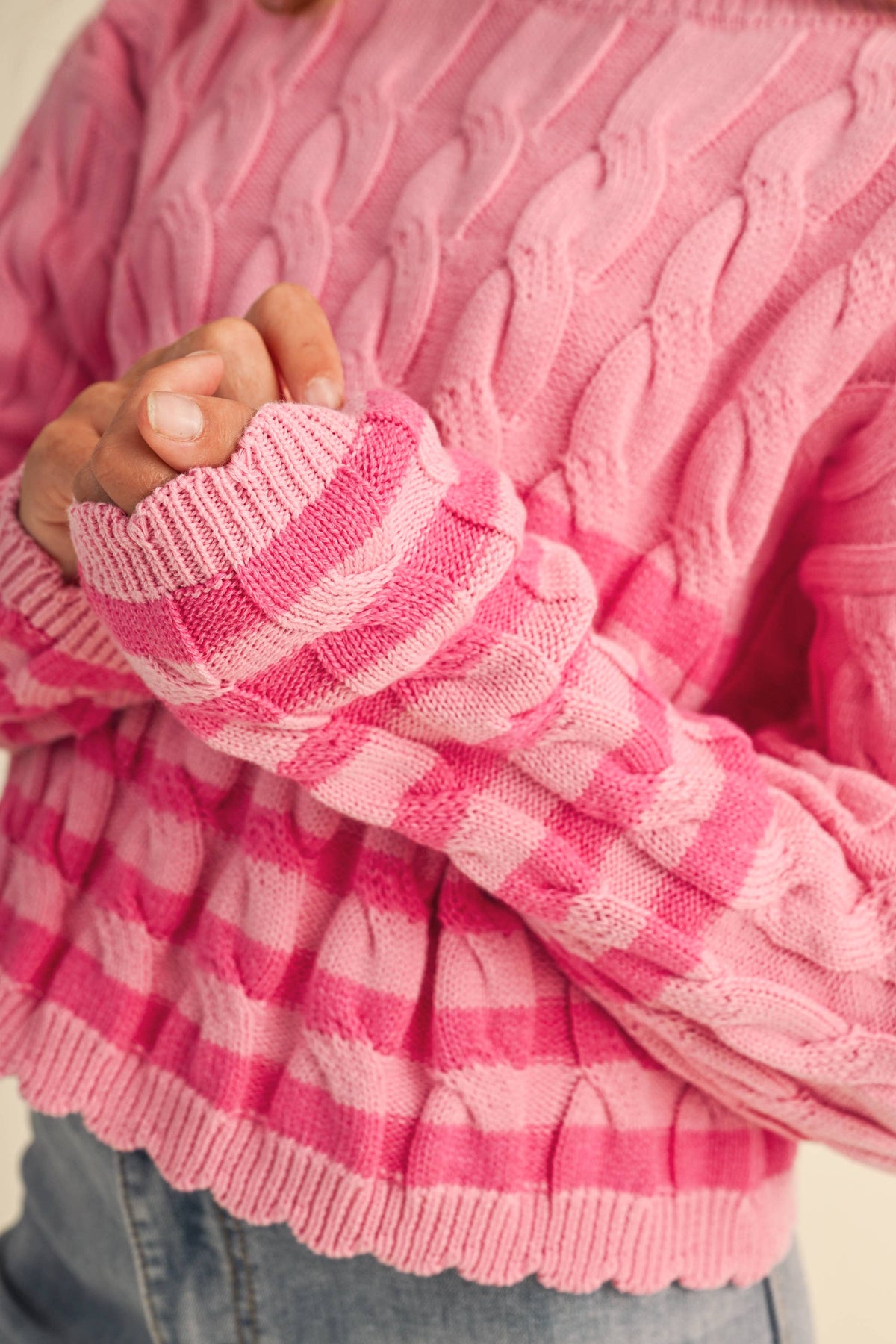 CABLE KNIT BOXY CROPPED PULLOVER